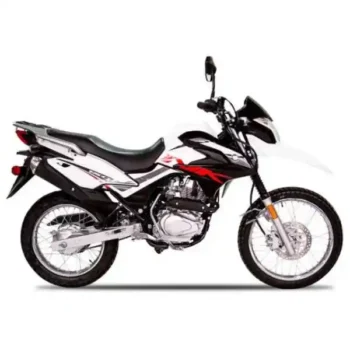 Haojue NK-150 recorriendo caminos en Honduras: Explora terrenos desafiantes con esta poderosa moto todo terreno. Ven a MOTOMUNDO y prepárate para vivir experiencias inolvidables y descubrir lo que significa el verdadero desempeño off-road en Honduras.