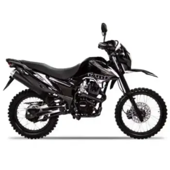 Conquista cualquier terreno con la KMF ZX-150L, la moto que combina potencia, durabilidad y estilo. Ideal para explorar Honduras con confianza. Ven a MOTOMUNDO y prepárate para descubrir cómo esta todoterreno transformará tu experiencia de manejo y te posicionará como el rey o reina de cualquier terreno.