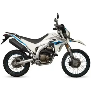 Genesis GXT 254R abriendo camino en los senderos de Honduras. ¡Pura adrenalina!