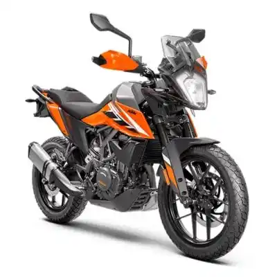 El diseño audaz de la moto KTM 250 Adventure de MOVESA, robando miradas en las calles de Honduras.