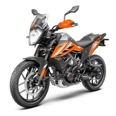 La 250 Adventure en su elemento: un camino de tierra en Honduras.