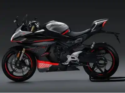 CFMOTO 450SR Potencia y tecnología se unen en la CFMOTO 450SR. Conócela en los concesionarios MOVESA.